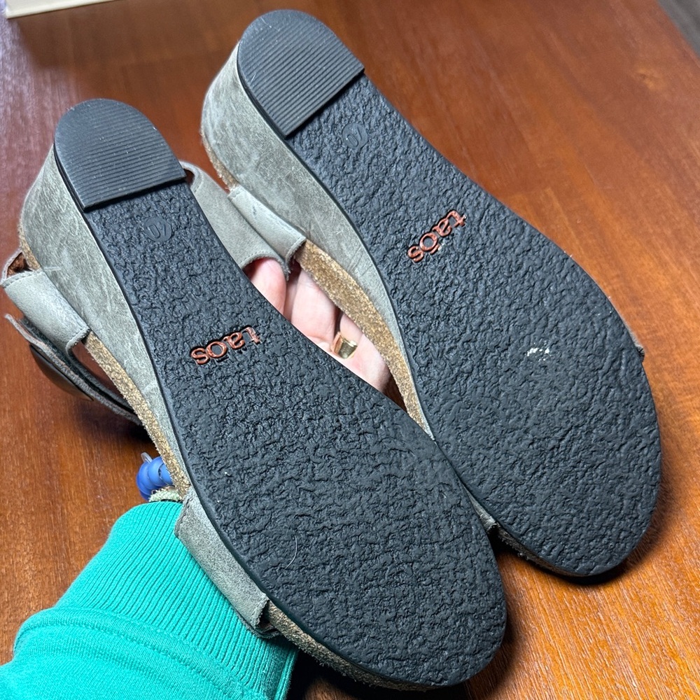 Taos Stylish Gray Sandals - Picture 8 of 11